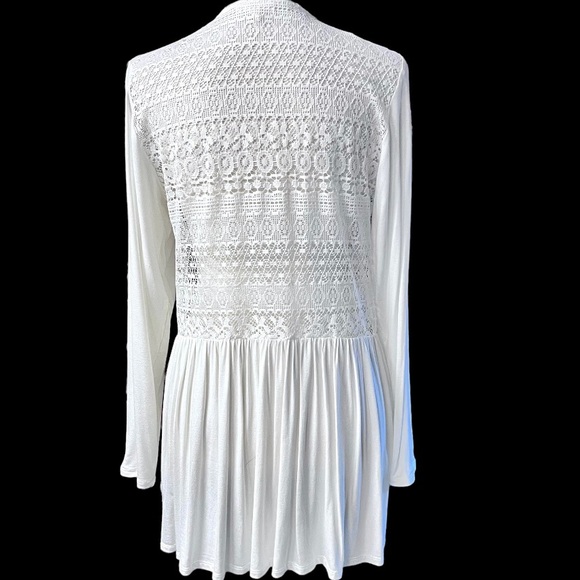 Me & U Ivory Lace Open Front Cardigan; Size Small - Picture 5 of 9